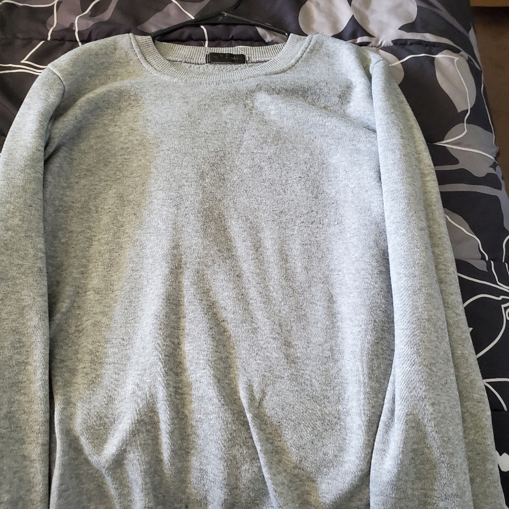 Grey over sized light sweater